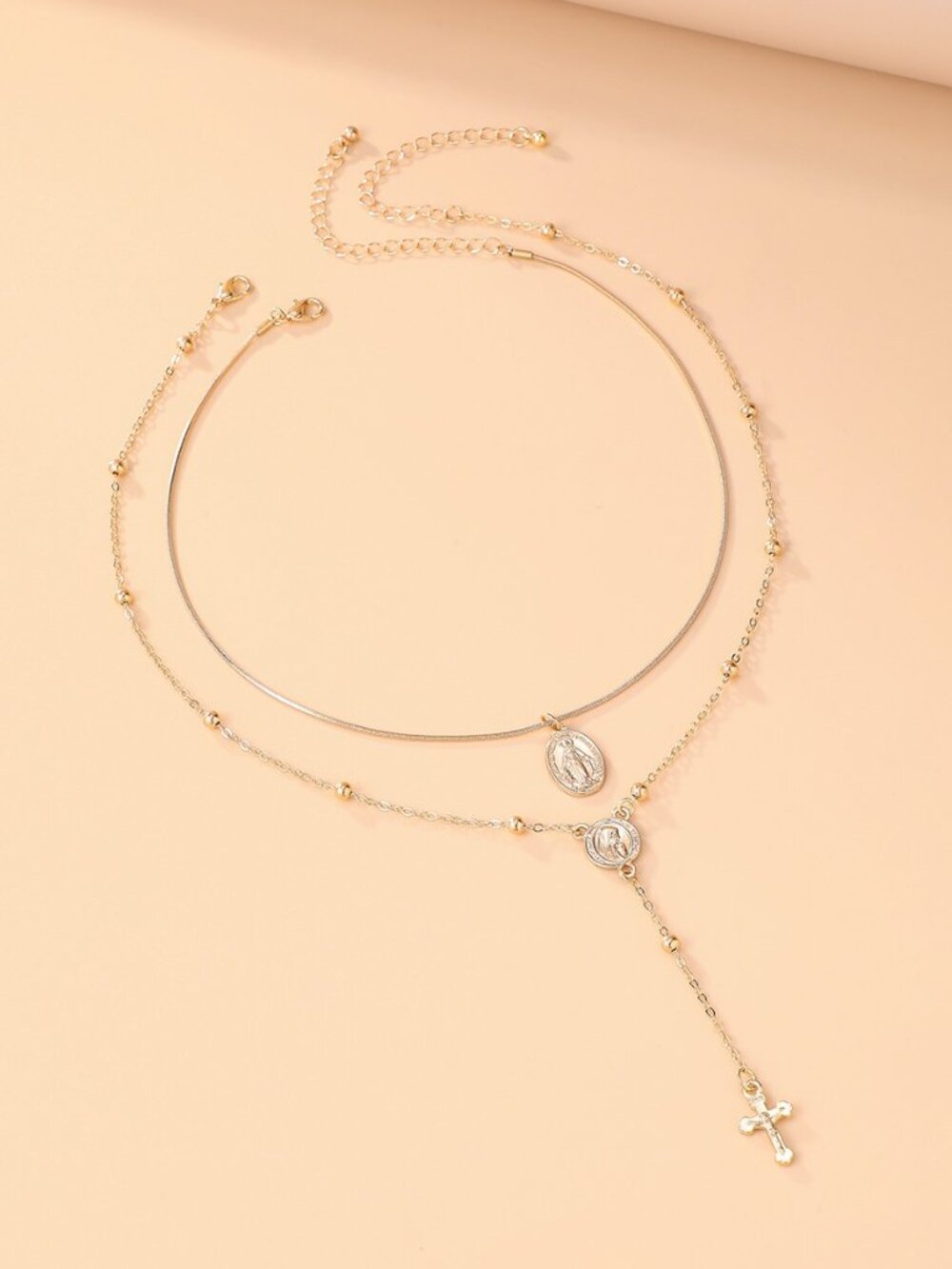 Fashion necklace
